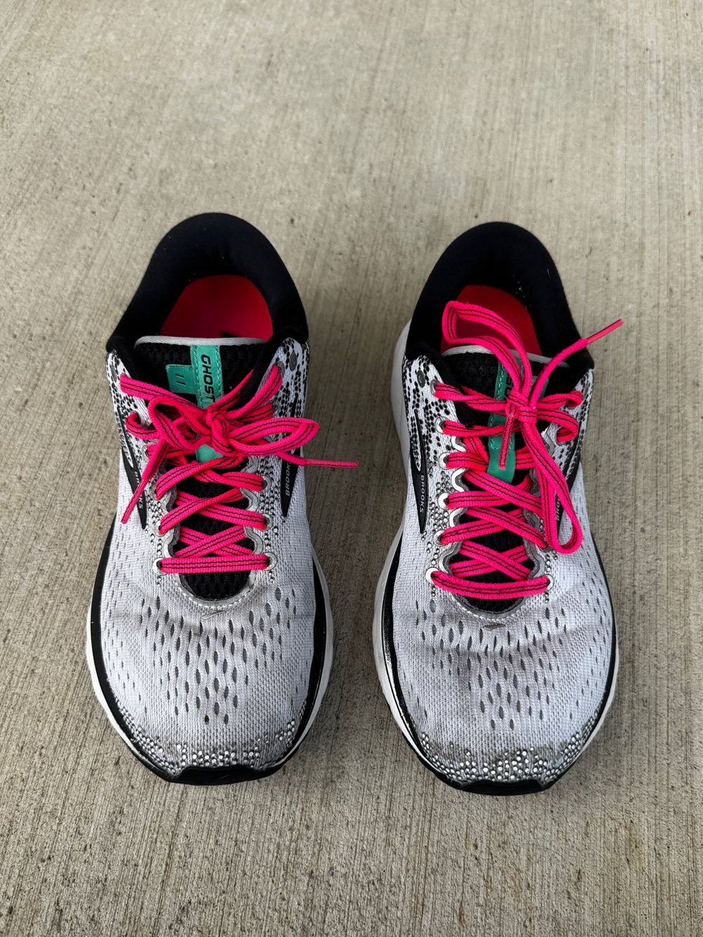 Brooks Ghost 11- women’s size 8